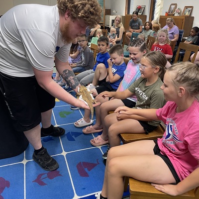 Atlas Education visits for summer reading 2026